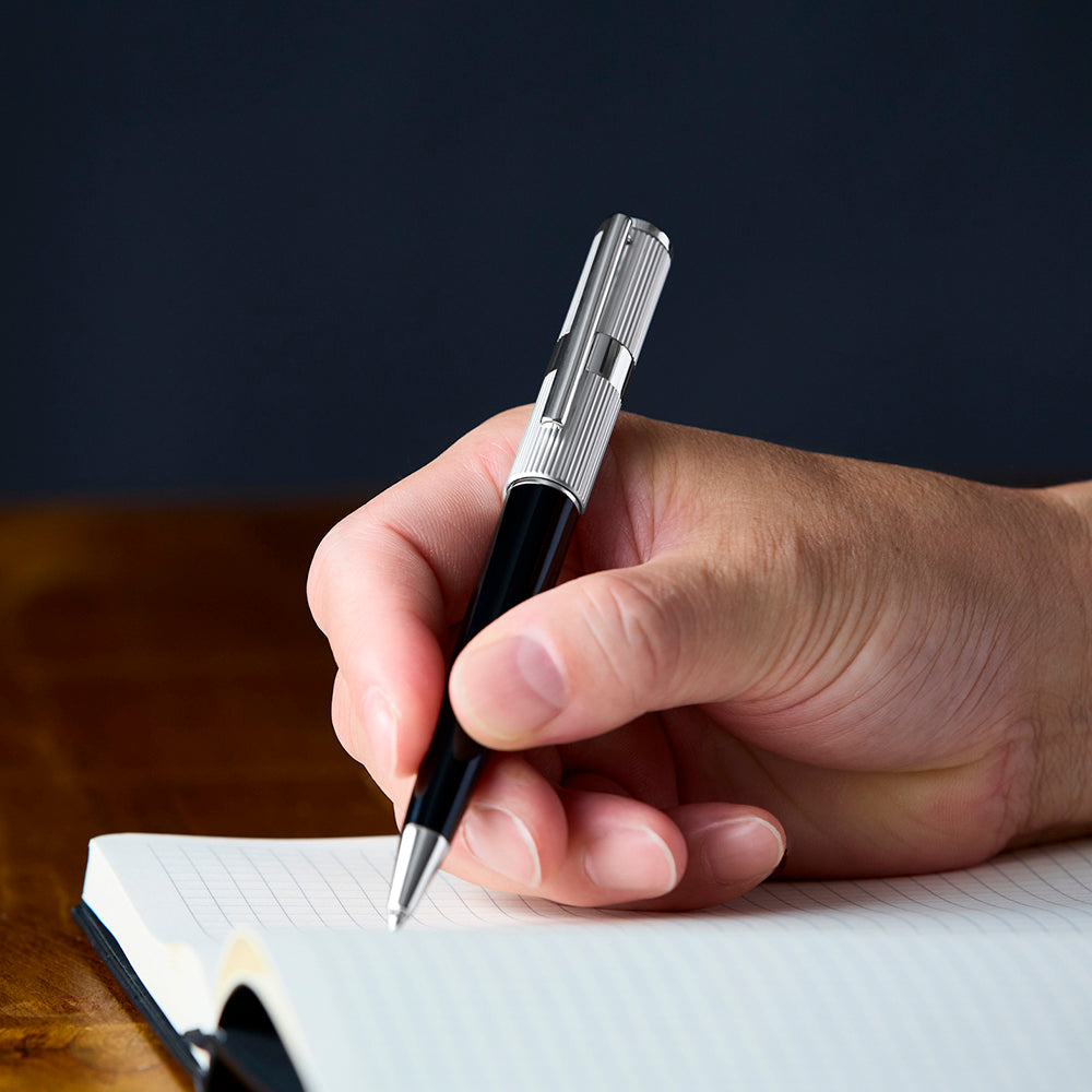 ヒューゴボス フォーメーション ライン シルバー  ボールペン