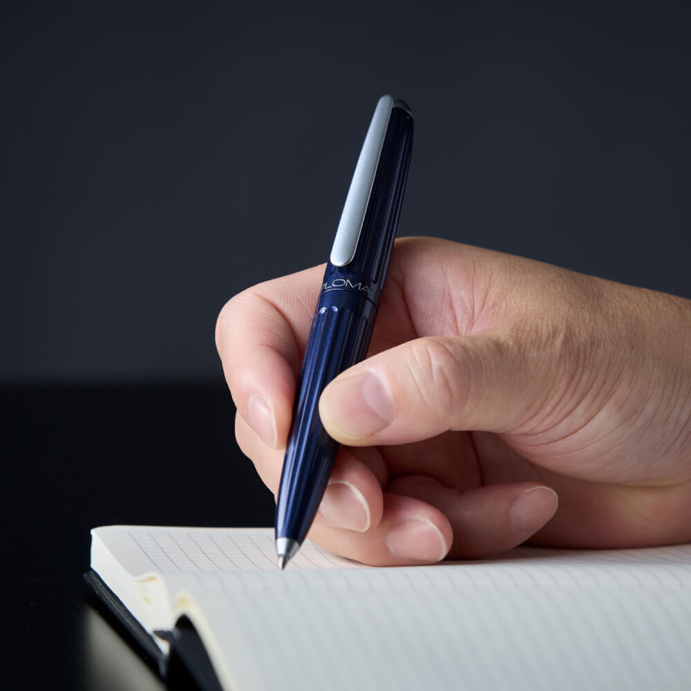 公式 ディプロマット アエロ  パールホワイト ミッドナイトブルー ボールペン