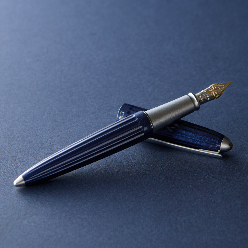 公式 ディプロマット アエロ  パールホワイト ミッドナイトブルー 万年筆