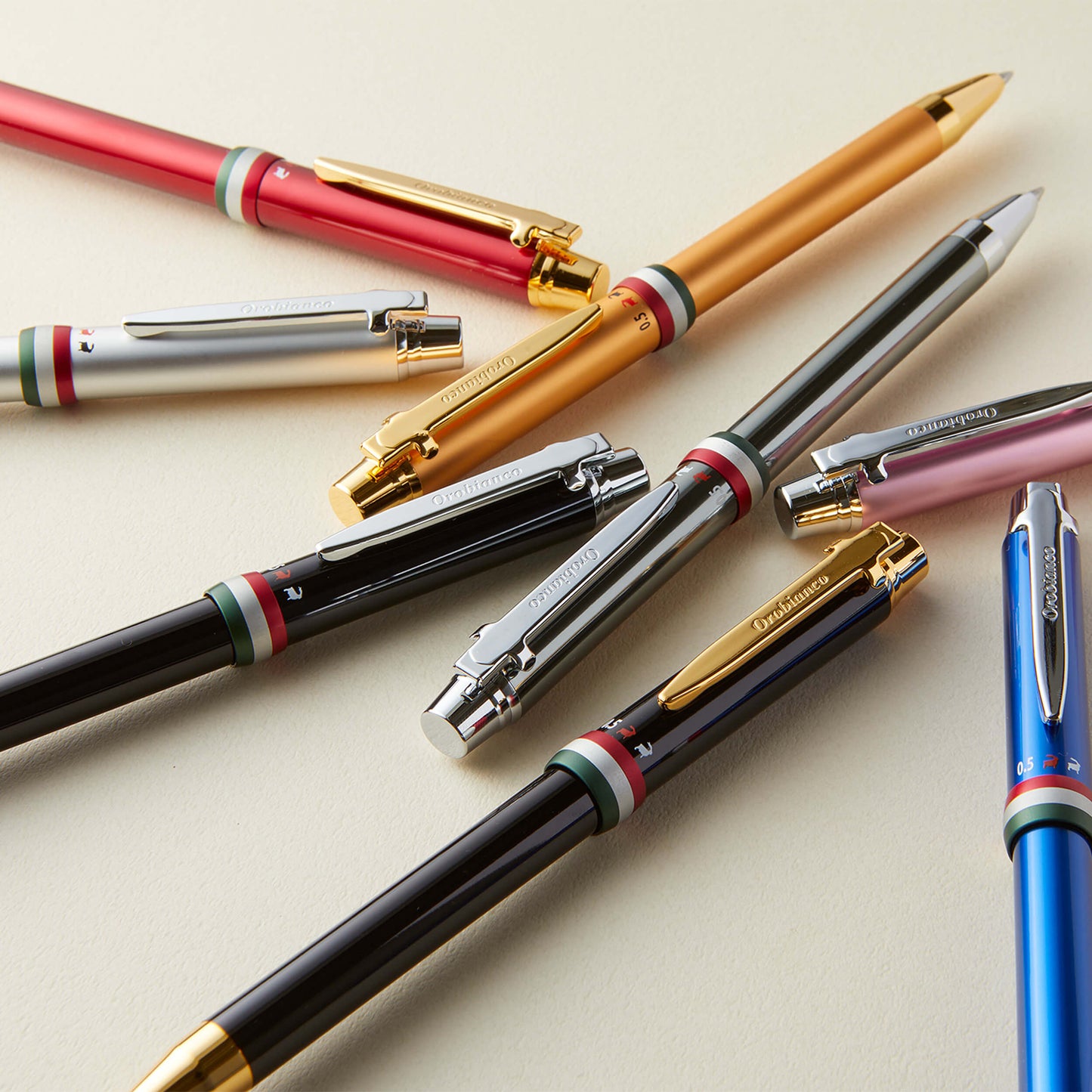 オロビアンコ トリプロ ガンメタルCT 多機能ペン