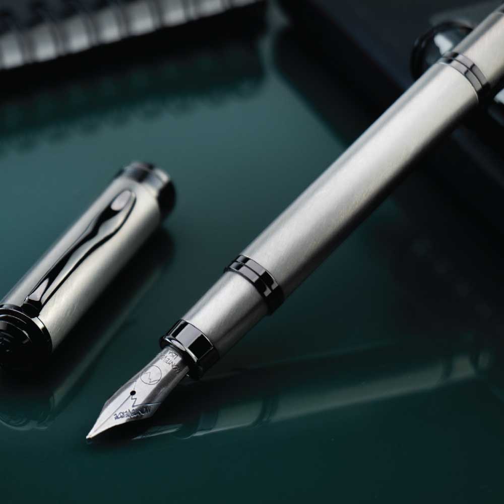 モンテベルデ イノーヴァ チタン 万年筆