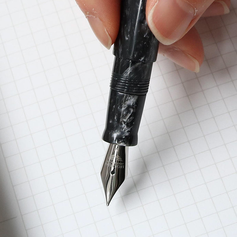 【日本限定】公式【日本総代理店】レオナルド オフィチーナ イタリアーナ ノスタルジア エテルニタグレー 万年筆