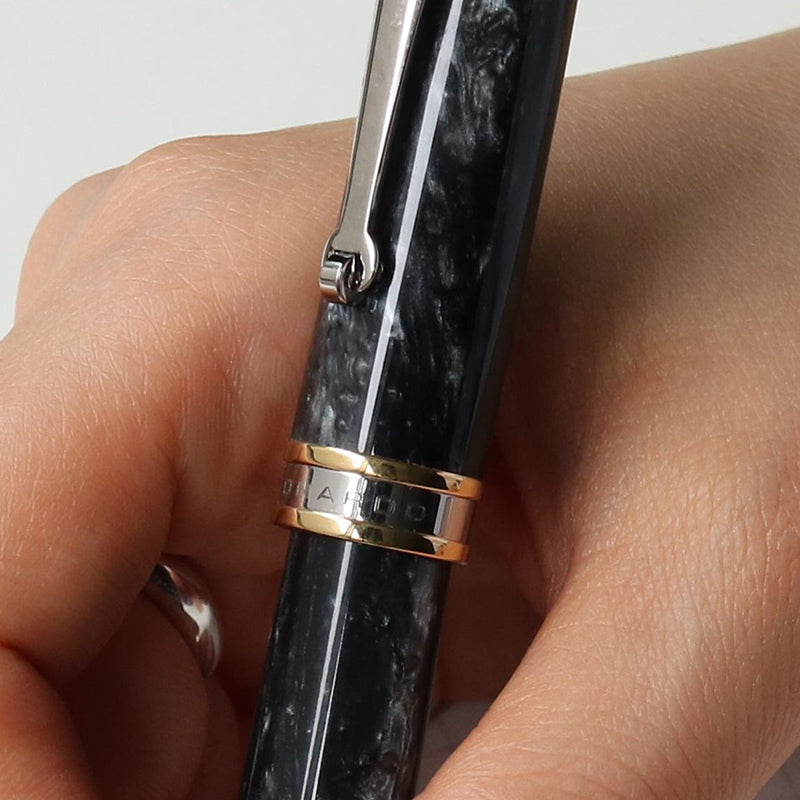 【日本限定】公式【日本総代理店】レオナルド オフィチーナ イタリアーナ ノスタルジア エテルニタグレー 万年筆