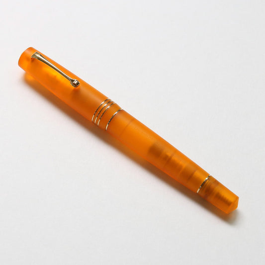 公式【日本総代理店】レオナルド オフィチーナ イタリアーナ モーメント・ゼロ グランデ プーラ フレームオレンジ 万年筆