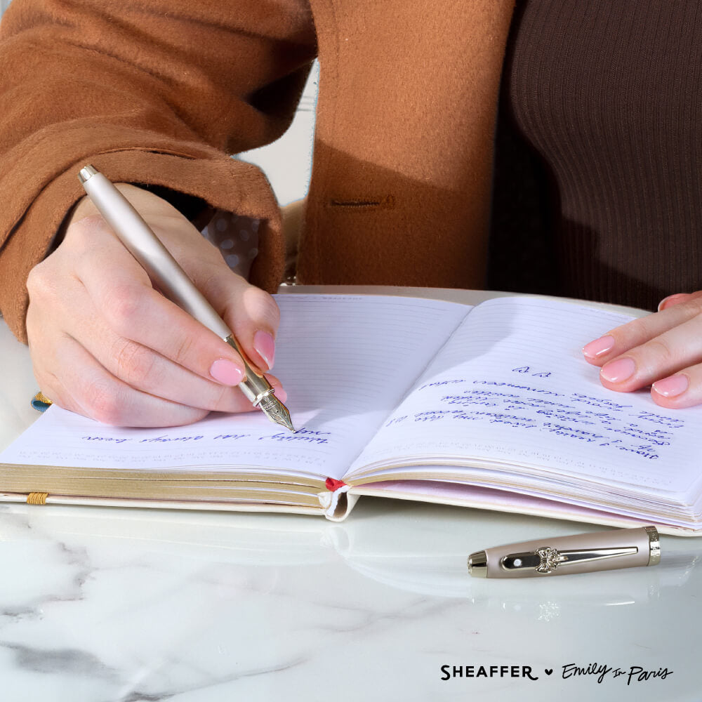 公式 シェーファー 100 シェーファー×エミリー・イン・パリス 万年筆